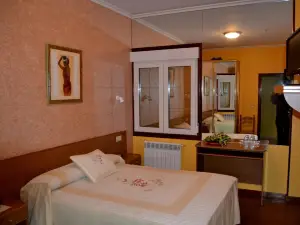 Hostal Residencia Bahía