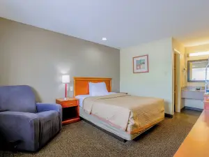 Budget Inn by OYO Natural Bridge I-81