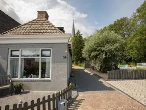 Rural four-person holiday home with a fantastic view.