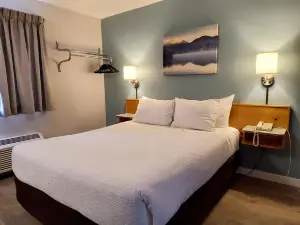 Fireweed Motel