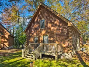 鄉村風格的羅思伯裏小屋，配有度假村設施出入權！