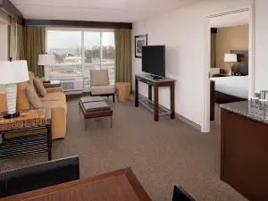 DoubleTree by Hilton Hotel Boston Bayside