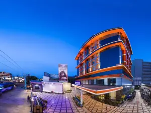 Hotel Benzz Park - Vellore