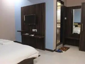 Hotel Shri Sharanam