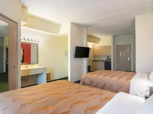 Quality Suites Atlanta Airport East