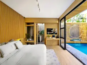 Akaya Villas Solo