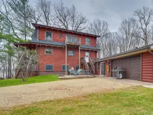 Modern Log Cabin w/ Rec Room, Steps to Lake!
