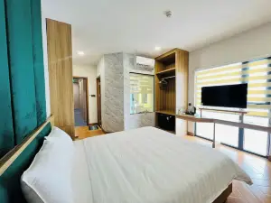 Khách sạn Trần Long Quận 12