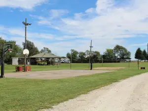 Cedar River Ranch 2 bedroom Cabin #7
