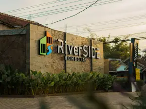 Riverside Homestay
