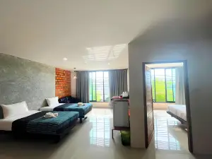 Moonrise Villa
