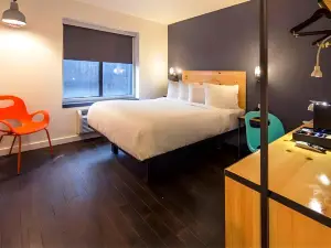 The Bklyn House Hotel