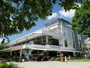 Hotel ABC