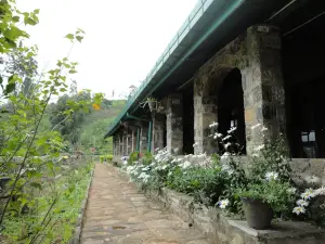 Castlereigh Holiday Bungalow
