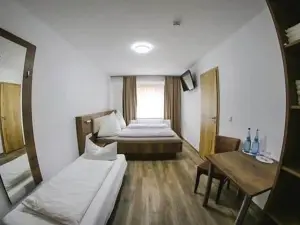 Look Hotel & Rooms