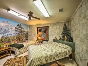 Pine Lodge Cabin on 450 Acres in Ozark Mountains
