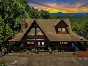 Appalachian Mtn Cabin Near New River State Park!