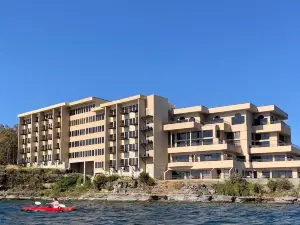 D'Monaco Luxury Resort