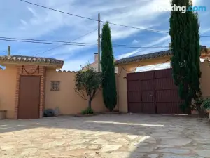 House With 3 Bedrooms in Aldehuela de la Bóveda, With Furnished Terrace and Wifi