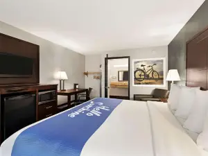 巖石丘温德姆戴斯酒店