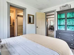 Cambridge Cabin - 3 Min Walk to Lake Ripley!