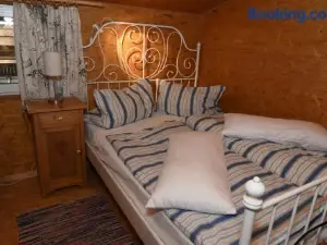 kleines Appartment auf Gestütsanlage