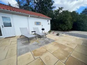 Le Douillet - the Snug-Couples Retreat