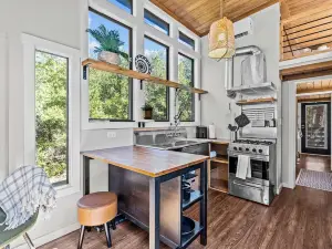 Premium- Blackbird TinyHome.