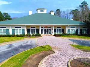 StillWaters Luxury Condo, Lakeside, Local Pool, Boat Slip, 2 BDR, 2BTH, Sleeps 6