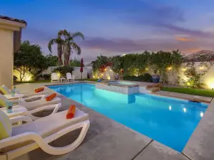 Sleek Escape: Pool, Spa, Built-in BBQ, EV Charger!