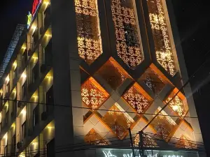 Hotel Dynasty