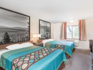 Super 8 by Wyndham Redding