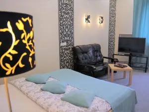 PaulMarie Apartments on Marksa