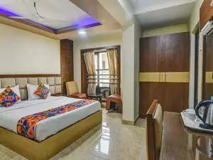 FabHotel Chennai Palace