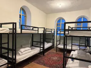 Tumanyan Bathhouse Hostel
