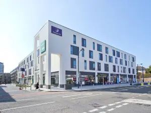 Premier Inn Addlestone hotel