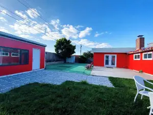 The Imaginaire @ By Disneyland, Beach, LA @ You Deserve It!