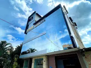 손크 타라포토 호텔