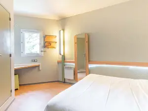Fasthotel Cléon Rouen Sud