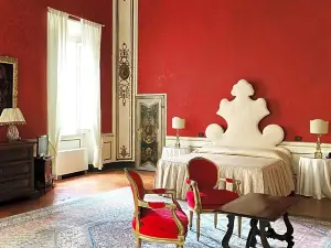 Palazzo Tucci Residenza d'Epoca