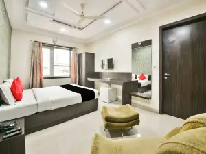 Hotel Flowers Inn
