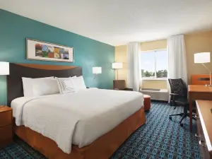 Fairfield Inn & Suites Lansing West