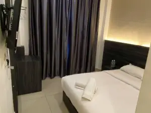 KU-3 Hotel