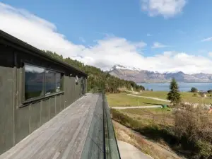 Closeburn LakeView House
