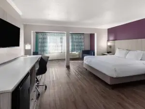 La Quinta Inn & Suites by Wyndham North Orem