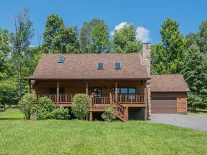 Dancing Bear Lodge