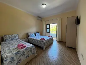 Canary Hotel