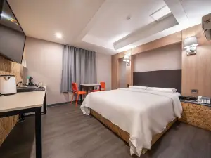 26 Hotel