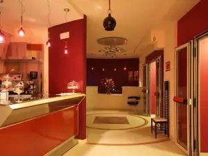 パレス ホテル ウナ ヌオーヴァ ストラーダ