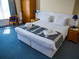 Yelf's Hotel